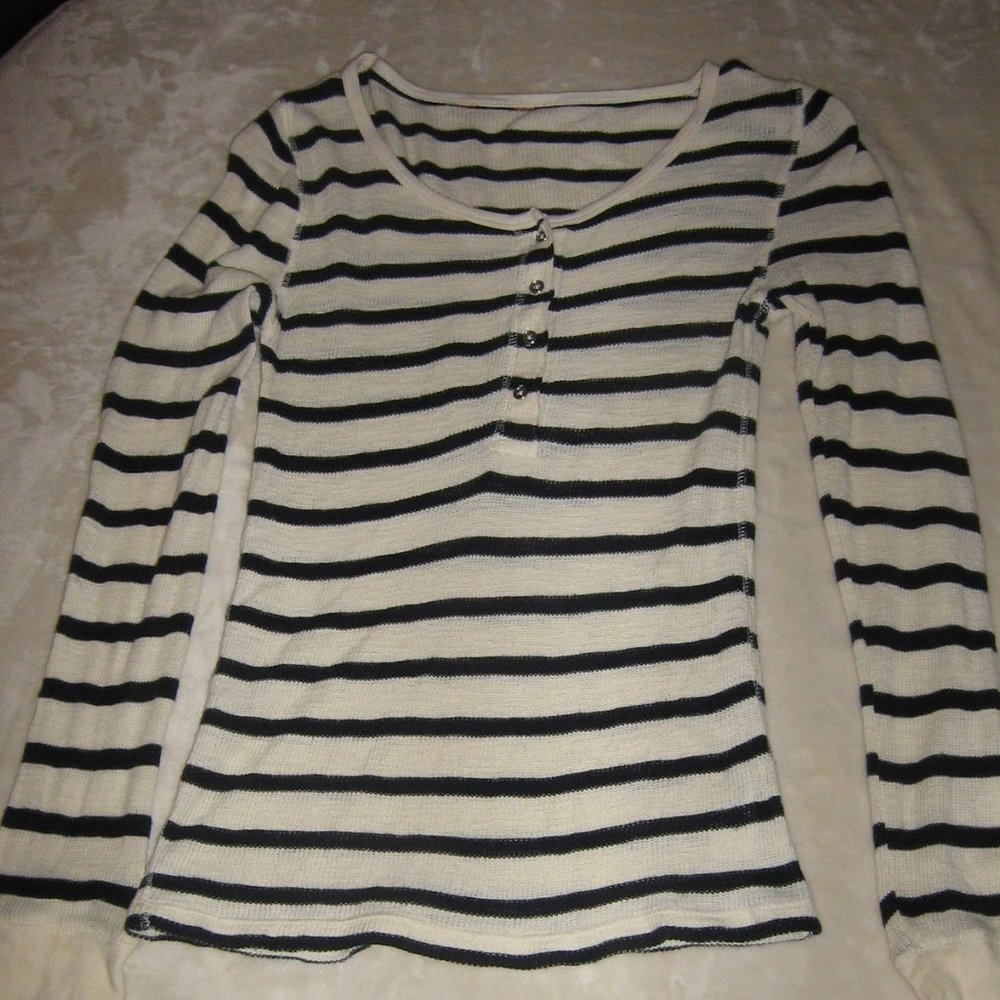 Ladies Cream and Black Striped Top Size Small